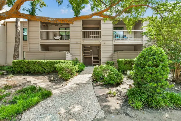 2125 Augusta DR #3