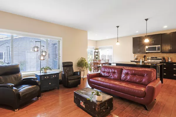 Calgary, AB T2Z 0L9,50 Elgin Meadows Grn SE