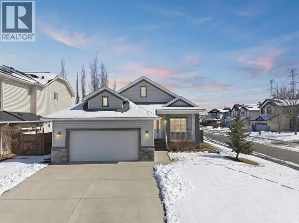 103 Oakmere Green, Chestermere, AB T1X1N4