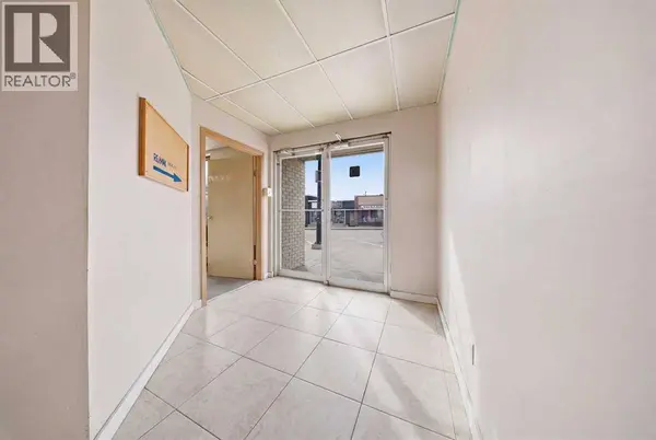 122 2 Avenue, Strathmore, AB T1P1K1