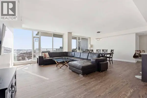 2704, 510 6 Avenue SE, Calgary, AB T2G1L7