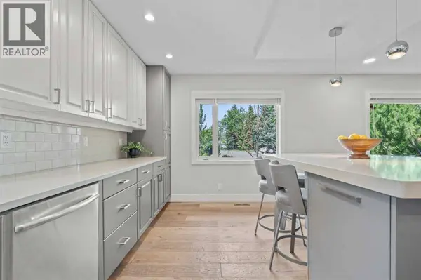 331 Midglen Place SE, Calgary, AB T2X1H8