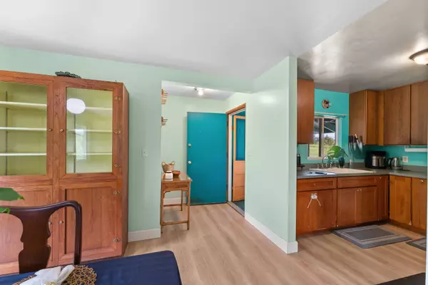 2115 Kaupakalua Rd, Haiku, HI 96708