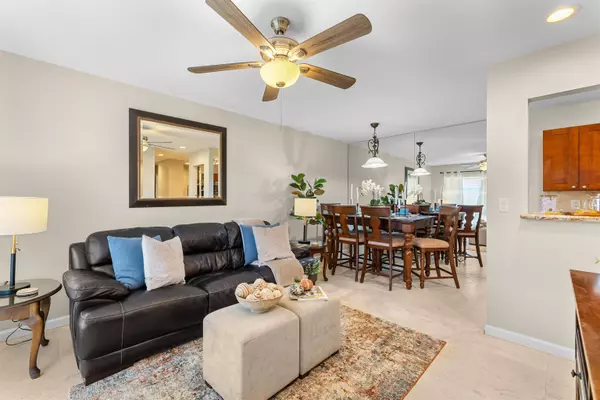 480 Kenolio Rd #1-203, Kihei, HI 96753