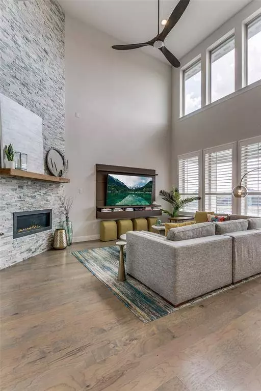 3327 Starling Drive, Frisco, TX 75034