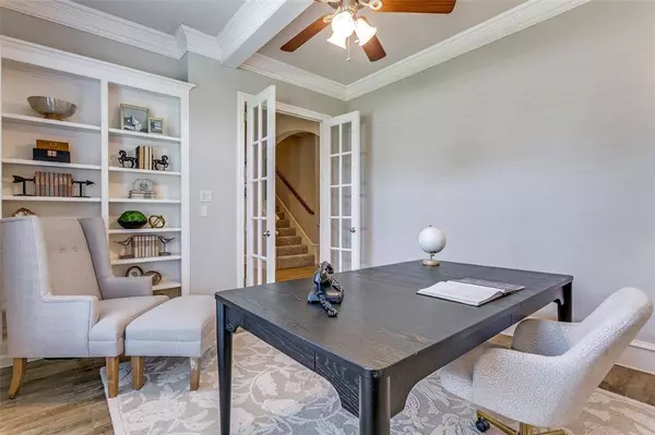 3313 Van Zandt Court, Grapevine, TX 76092