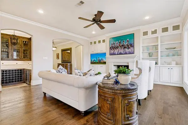 4505 W Amherst Avenue, Dallas, TX 75209