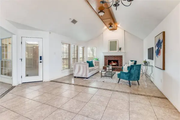 5444 Yellowstone Trail, Fort Worth, TX 76137