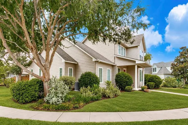 513 Dooley Court, Grapevine, TX 76051