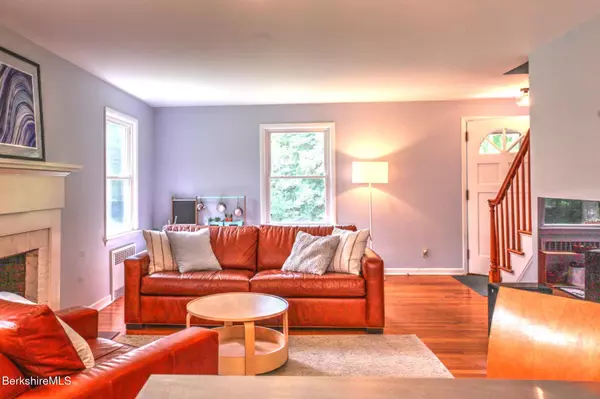 18 East St, Stockbridge, MA 01262