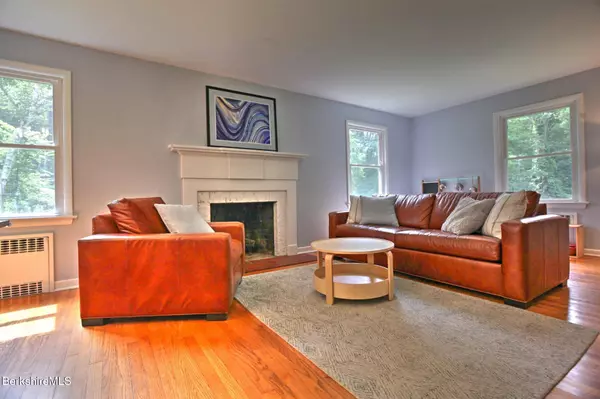 18 East St, Stockbridge, MA 01262