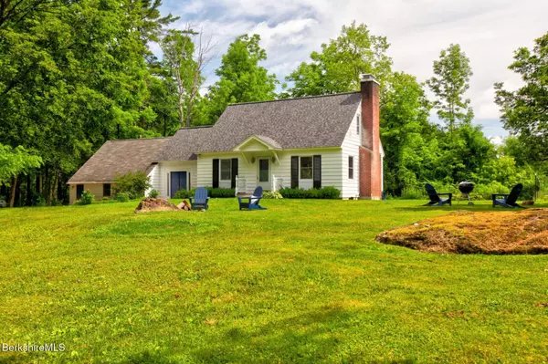 18 East St, Stockbridge, MA 01262