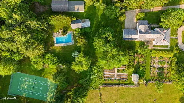 764 East Hill Rd, New Marlborough, MA 01230