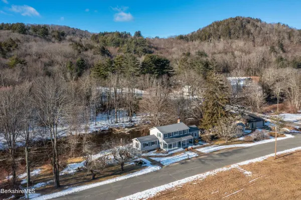 14 Roosterville Rd, Sandisfield, MA 01255