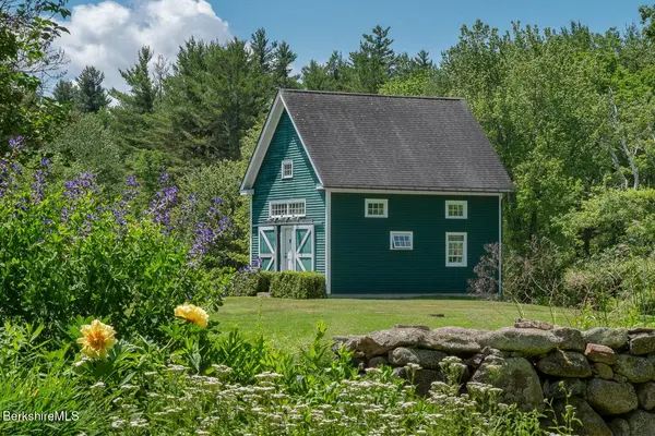 87 Silverbrook Rd, Sandisfield, MA 01255