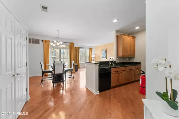 632 Sophee Lane, Lakewood, NJ 08701