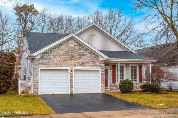 9 Robin Lane, Barnegat, NJ 08005