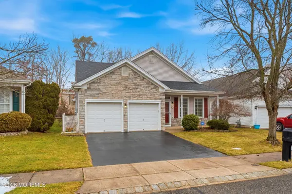 9 Robin Lane, Barnegat, NJ 08005