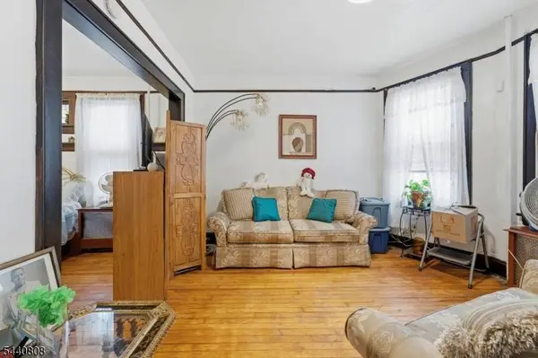 53 Grove Ter, Irvington Twp., NJ 07111