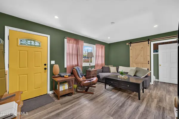 25 Morris Boulevard, Bayville, NJ 08721