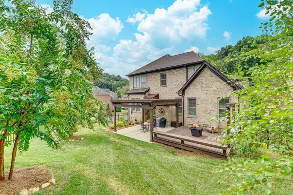 7229 Natchez Pointe Dr, Nashville, TN 37221