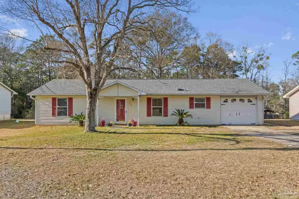 524 Greenberry Dr, Cantonment, FL 32533