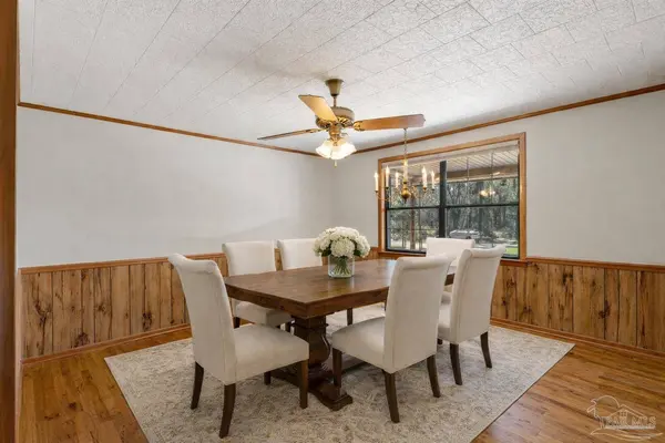 2500 E Burgess Rd, Pensacola, FL 32504