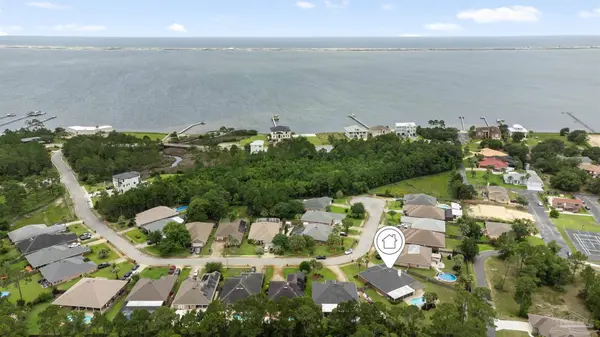 6384 Old Harbor Ct, Gulf Breeze, FL 32563