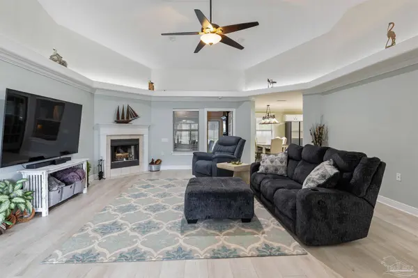 6384 Old Harbor Ct, Gulf Breeze, FL 32563