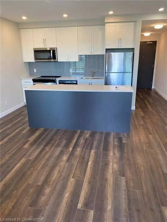 15 Queen Street S #2207, Hamilton, ON L8P 0C6