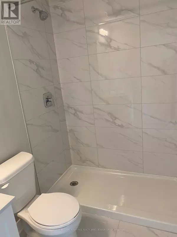 15 Queen ST South #1907, Hamilton (central), ON L8P0C6