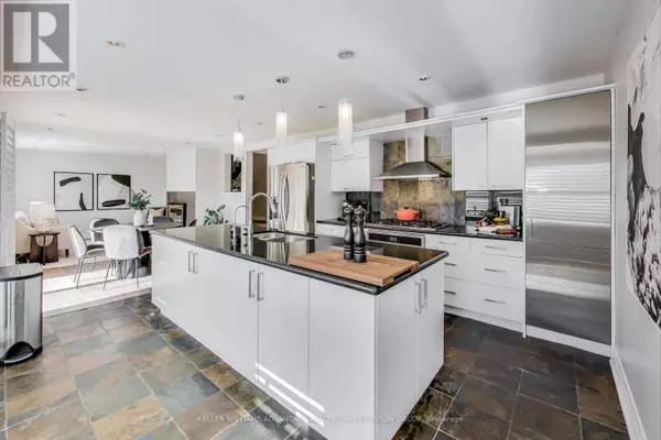 1188 MINEOLA GARDENS, Mississauga (mineola), ON L5G3X9