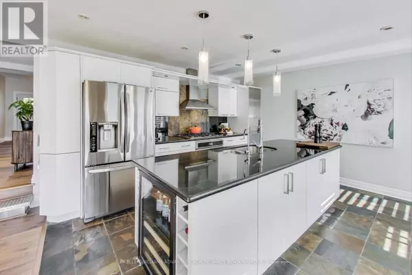 1188 MINEOLA GARDENS, Mississauga (mineola), ON L5G3X9