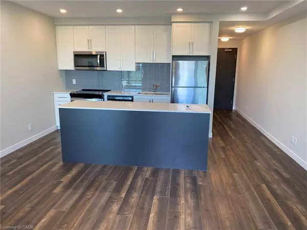 15 Queen Street S #1907, Hamilton, ON L8P 0C6