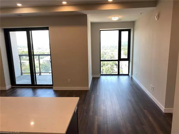 15 Queen Street S #1907, Hamilton, ON L8P 0C6