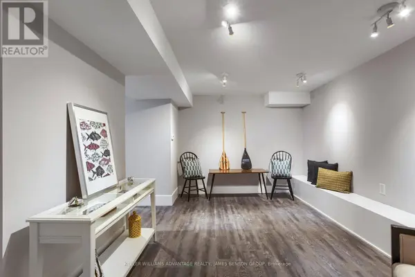 53 Pearson AVE #Lower, Toronto (roncesvalles), ON M6R1G3