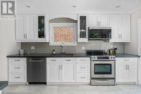 38 WHITE BOULEVARD, Vaughan (brownridge), ON L4J5Z3