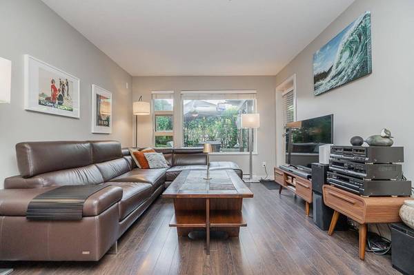 1677 Lloyd AVE #207, North Vancouver, BC V7P 0B1