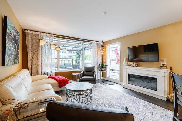 2525 Clarke ST #221, Port Moody, BC V3H 0J3