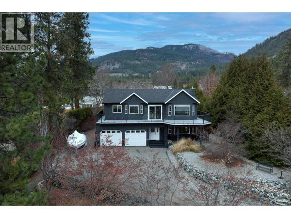 3920 Trepanier Heights Avenue, Peachland, BC V0H1X0