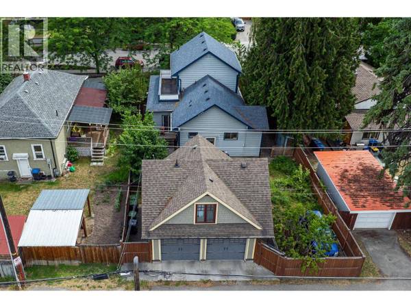 822 Lawrence Avenue, Kelowna, BC V1Y6L9