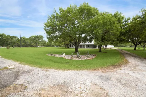 5350 Skinner LN, Richmond, TX 77406