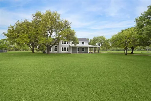 5350 Skinner LN, Richmond, TX 77406