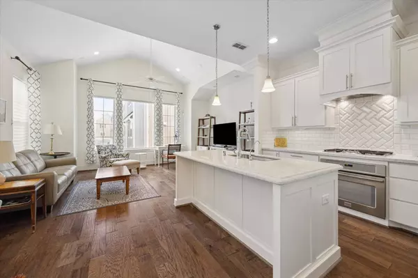 753 Dorothy ST, Houston, TX 77007