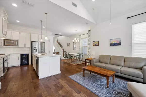 753 Dorothy ST, Houston, TX 77007