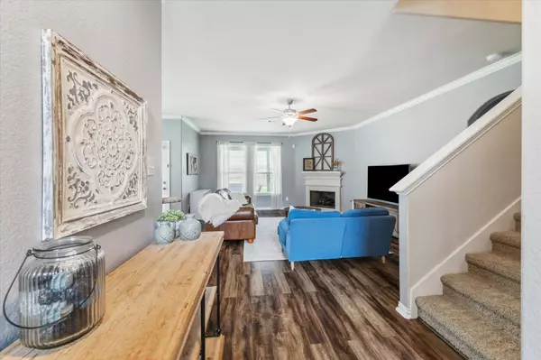 13711 Mckinney Creek LN, Houston, TX 77044