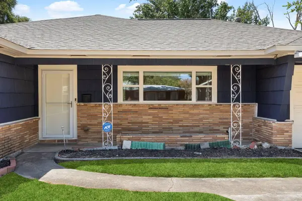1802 Turnpike RD, Houston, TX 77008