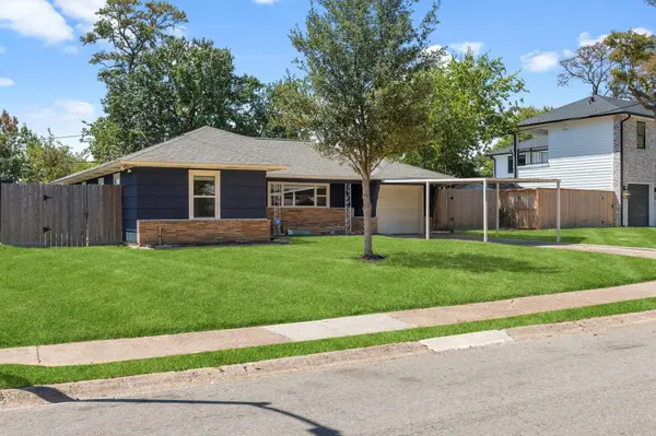 1802 Turnpike RD, Houston, TX 77008
