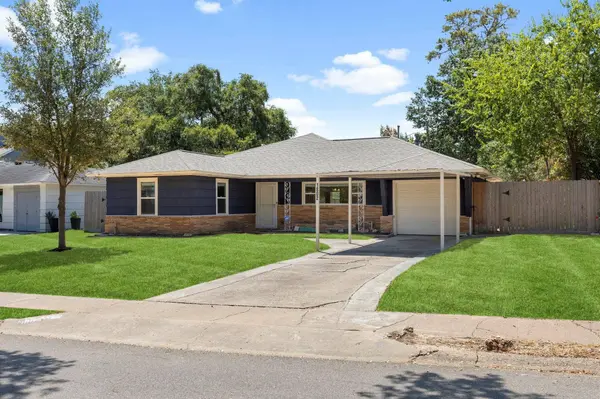 1802 Turnpike RD, Houston, TX 77008