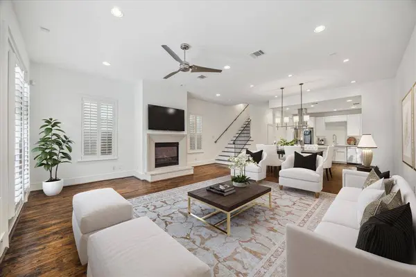 4410 Floyd ST #B, Houston, TX 77007
